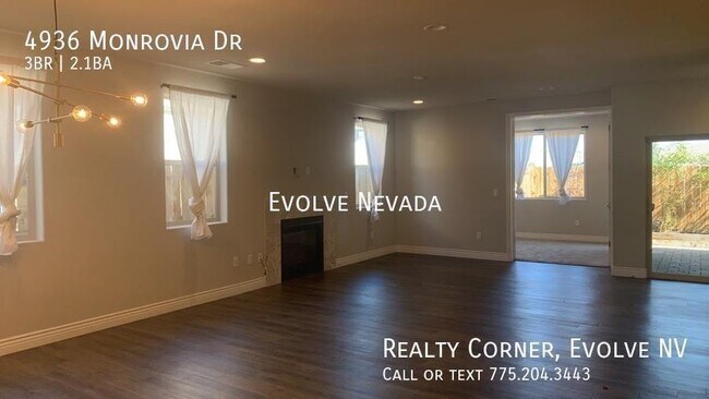 Building Photo - Stunning 3 Bed, 2.5 Bath Home in Spanish S...