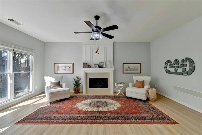 Foto del edificio - 145 Gainford Ct