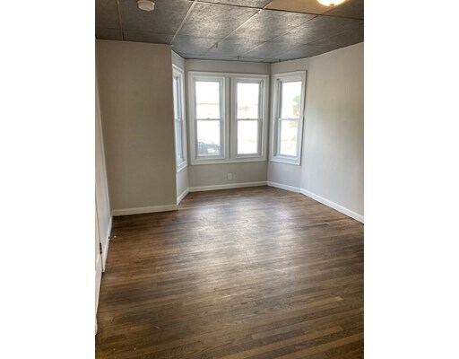 Building Photo - 946 Rodman St