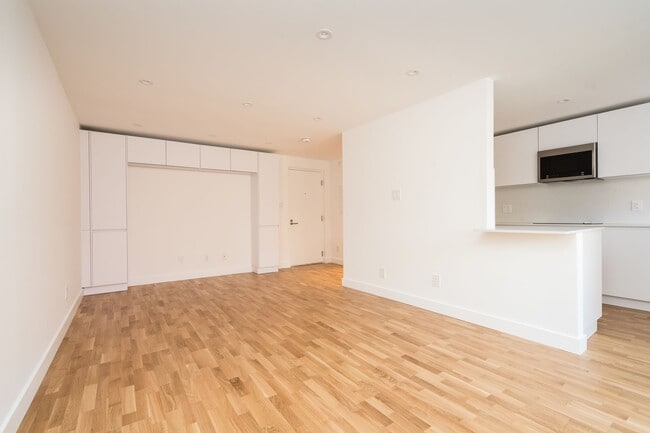 Photo du bâtiment - 55 Eccleston Dr