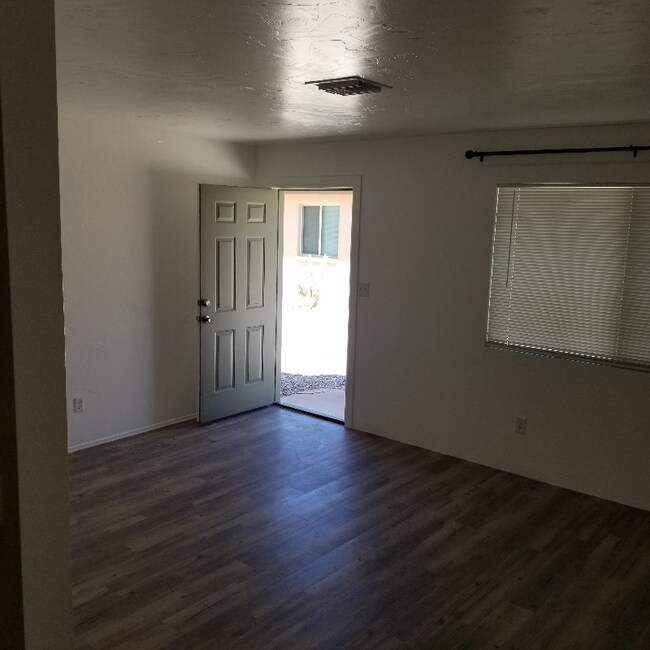 Foto del edificio - 2845 N Palo Verde Ave