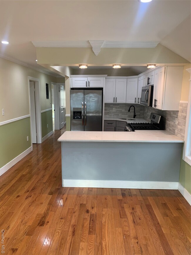 Foto del edificio - 172-19 144th Rd