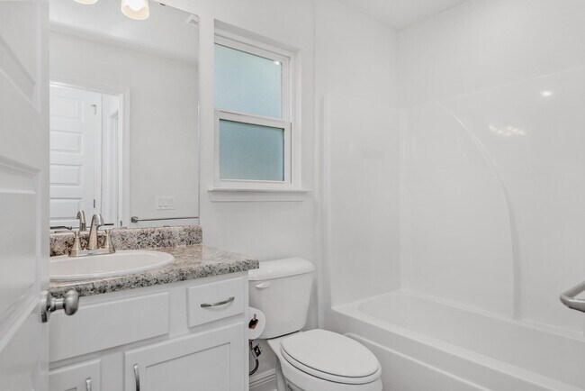 Building Photo - 8154 Lawton St