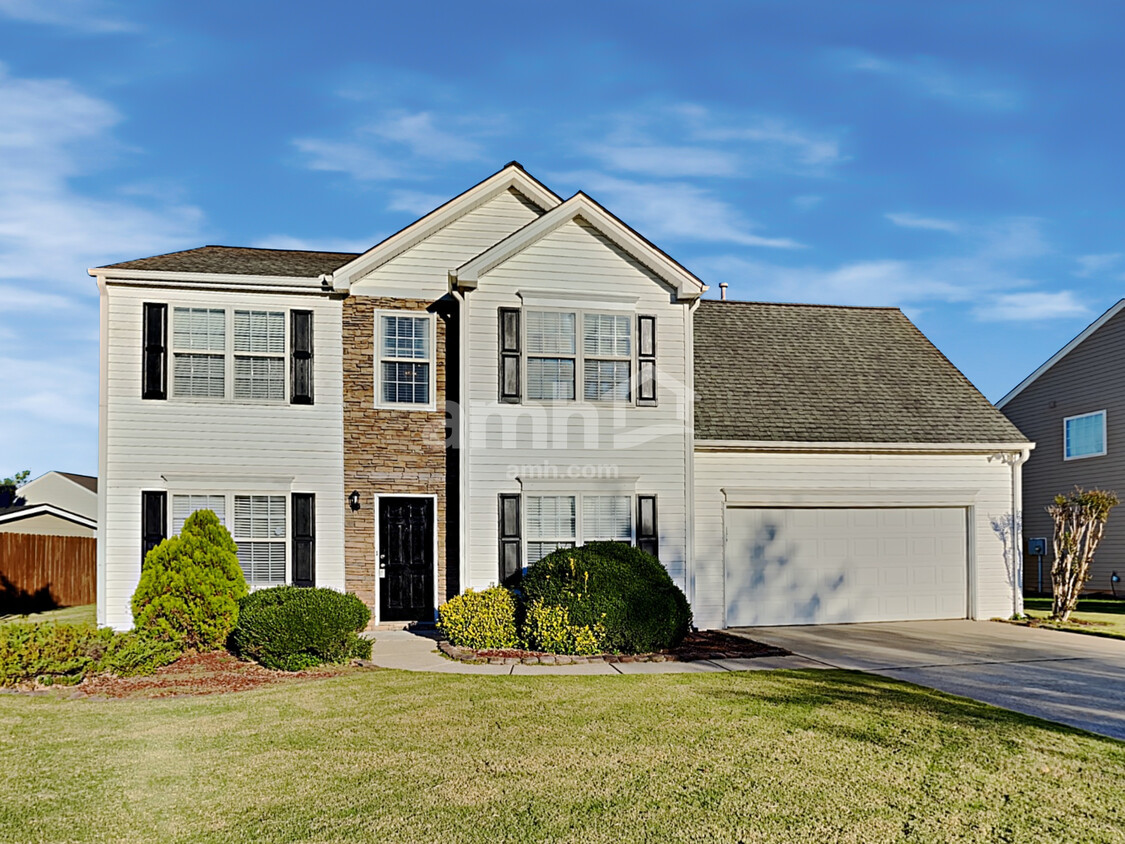 Foto principal - 509 Lazy River Ln