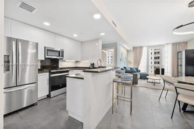 Photo - 801 Brickell Key Blvd cu-1805 Apartment