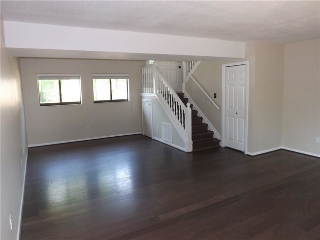 Foto del edificio - 969 Buckhorn Dr