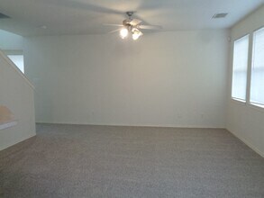 Building Photo - 17111 Oakwood Chase Dr