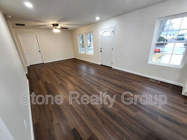 Foto del edificio - 2400 N 26th St