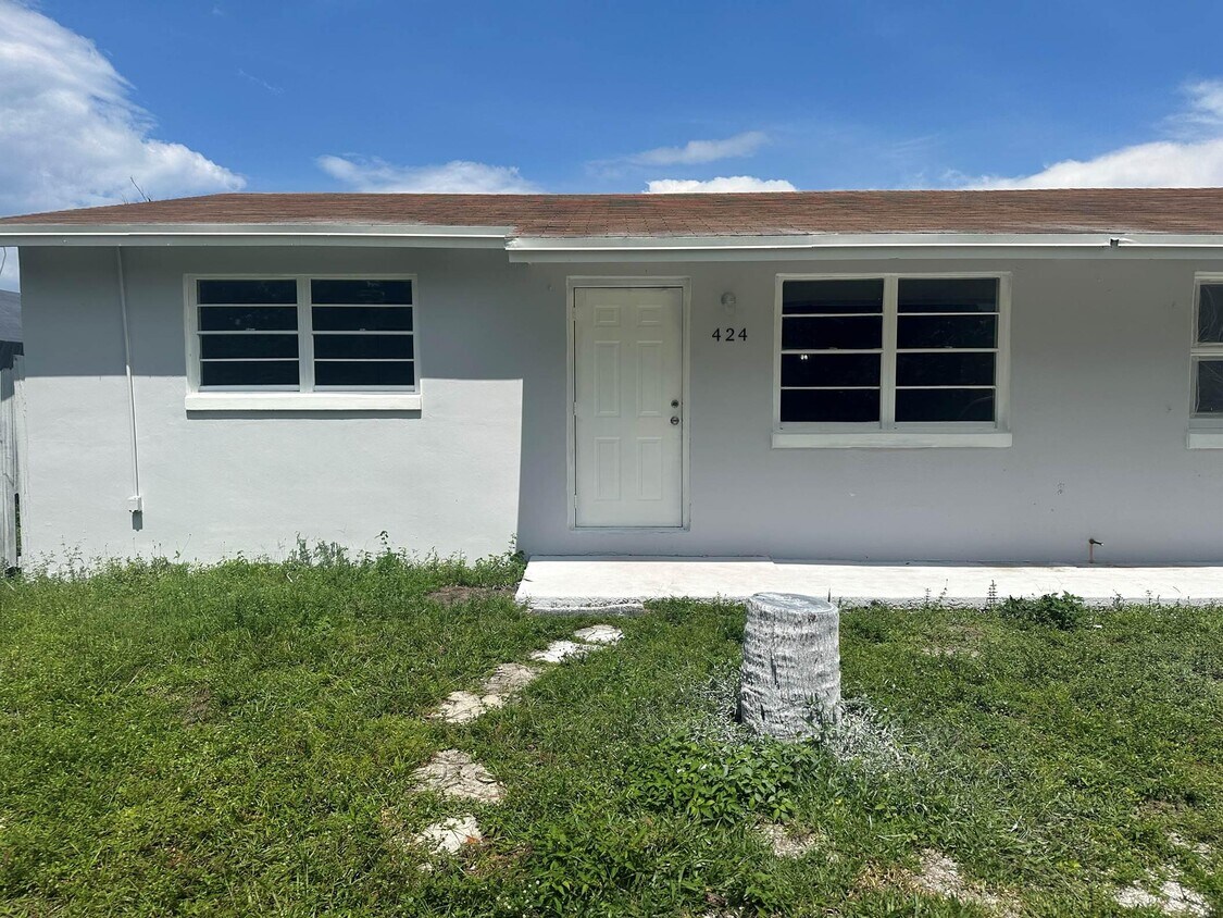 Foto principal - 422 Caroline Ave