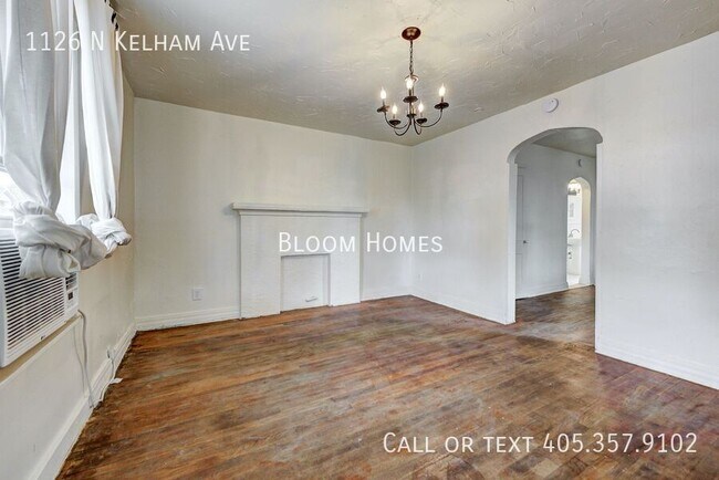 Foto del edificio - 1126 N Kelham Ave