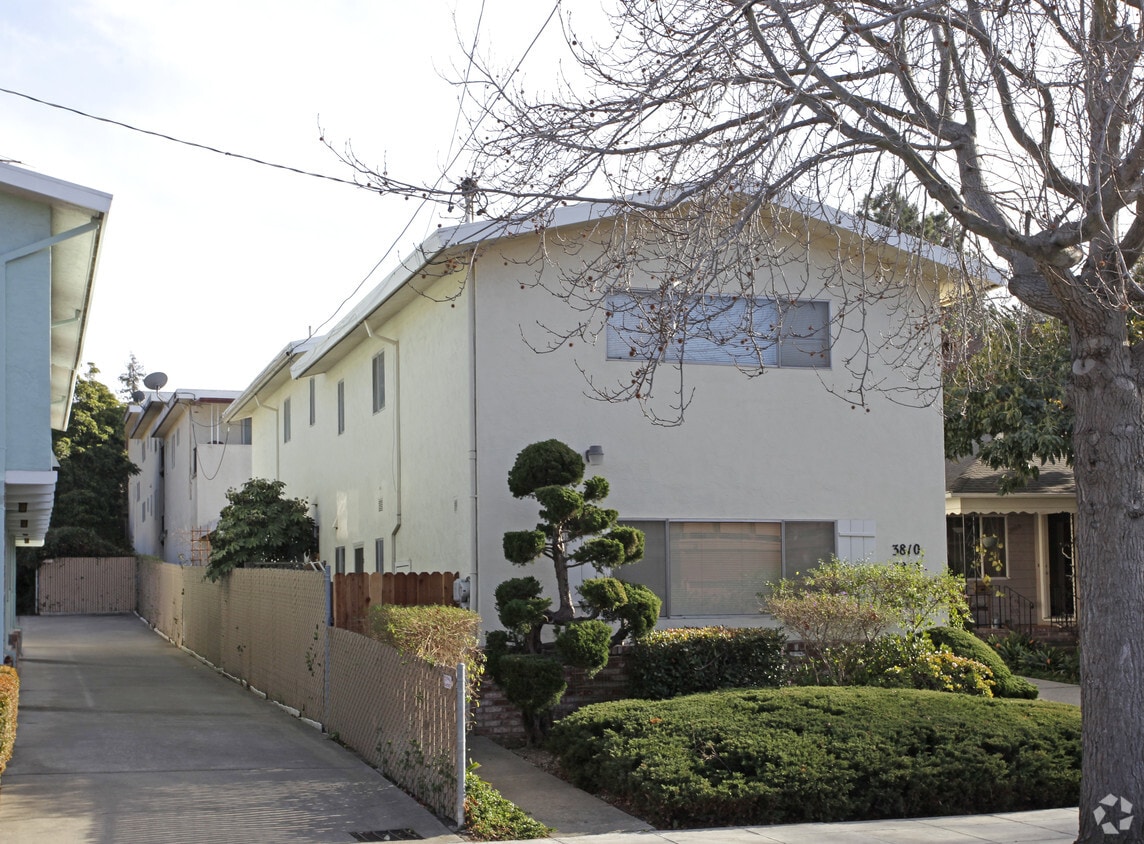 Foto del edificio - 3810-3814 Maybelle Ave