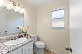 Building Photo - 5314 Nottingham Dr