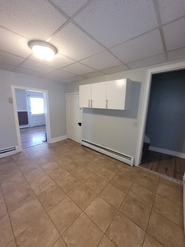 Building Photo - 12 Berlin St