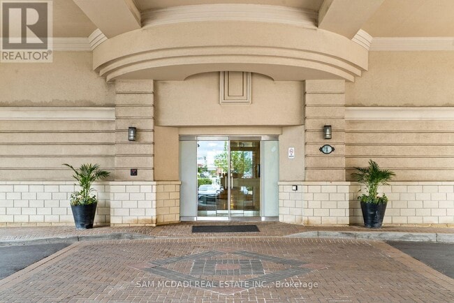 Building Photo - 1-601 Maison Parc Ct