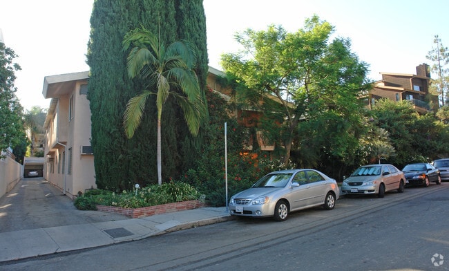 4222 Longridge Avenue - 4222 Longridge Ave
