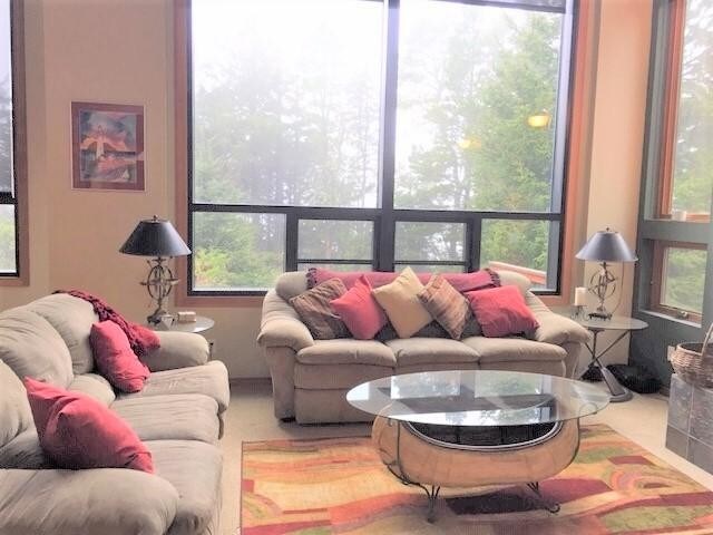 Building Photo - 3420C NW Oceanview Dr