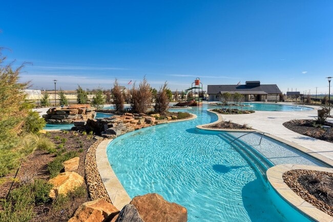Building Photo - Spacious Single-Story Living with Communit...