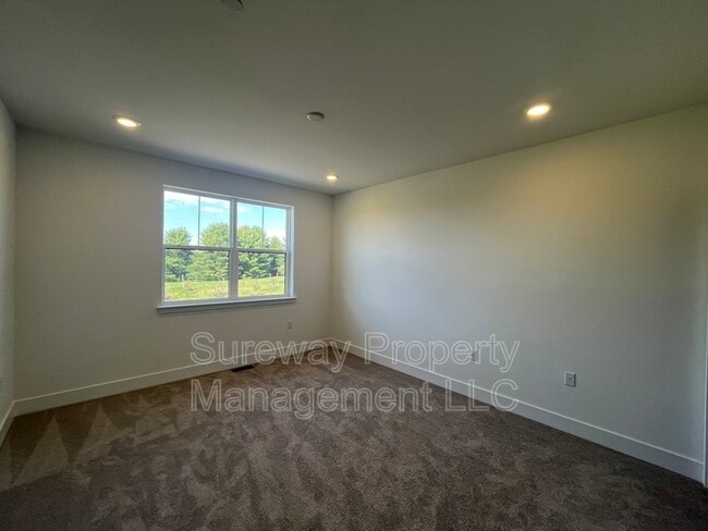 Building Photo - 257 Aaron Truehart Way