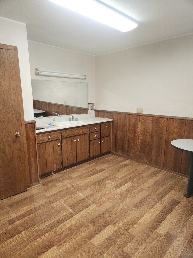 102 County Hwy 82 Unit Office, Ashby, MN 56309 Apartments in Ashby