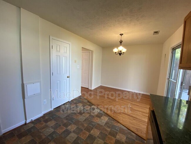 Foto del edificio - 4345 Normandy Ct