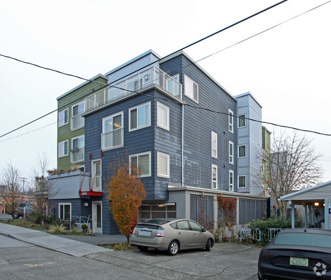 Building Photo - Fremont Solstice