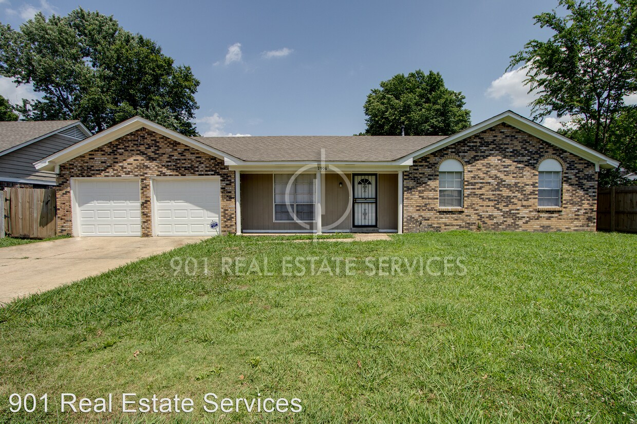 Foto principal - 3 br, 2 bath House - 2906 South Mendenhall...