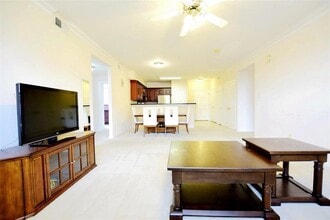 Building Photo - 6633 W Sam Houston Pkwy S