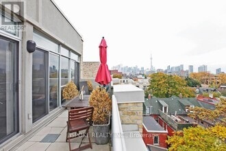 Building Photo - 955-P955 Queen St W