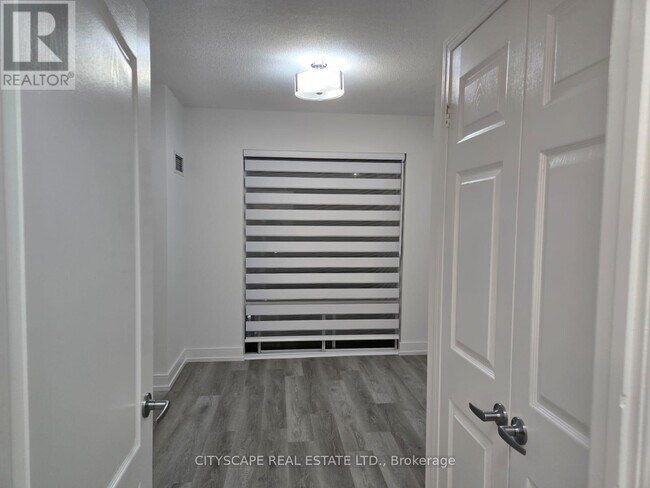 Building Photo - 50 John St