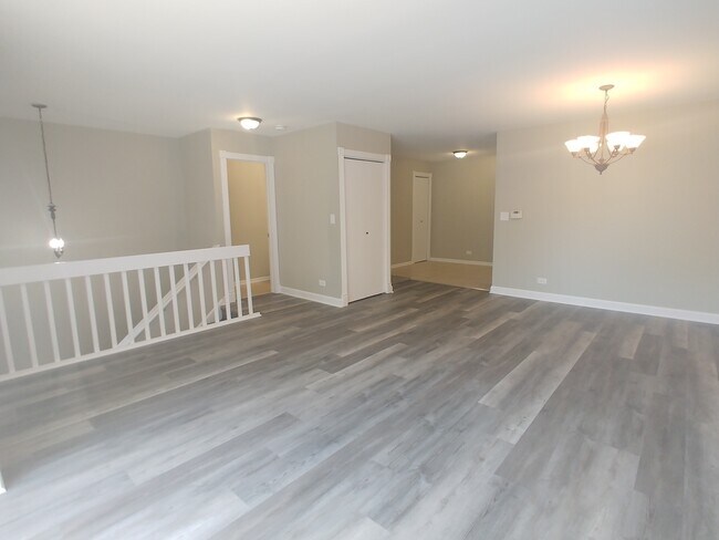 Building Photo - 452 Park Ridge Ln