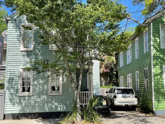 Photo - 122 Coming St House