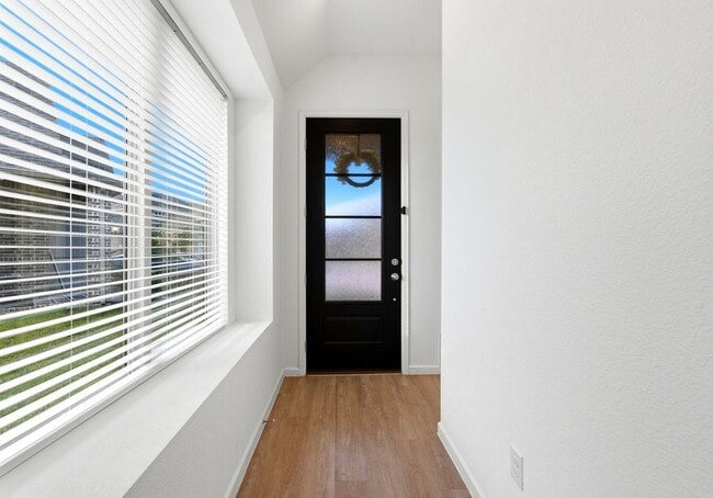 Foto del edificio - 3057 Pensacola Dr