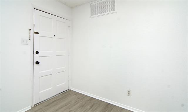 Foto del edificio - 636 Timberline Dr