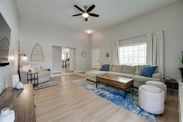 Building Photo - 2110 Scarlet Oak Dr