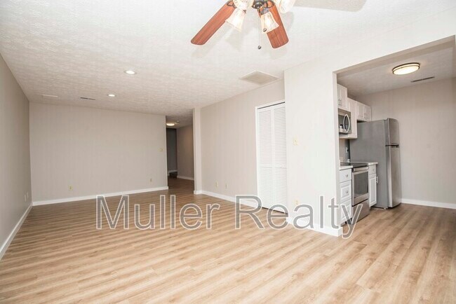 Building Photo - 2705 Sood Rd