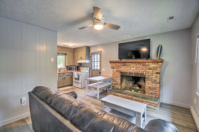 Foto del edificio - 7067 Waterview Ln