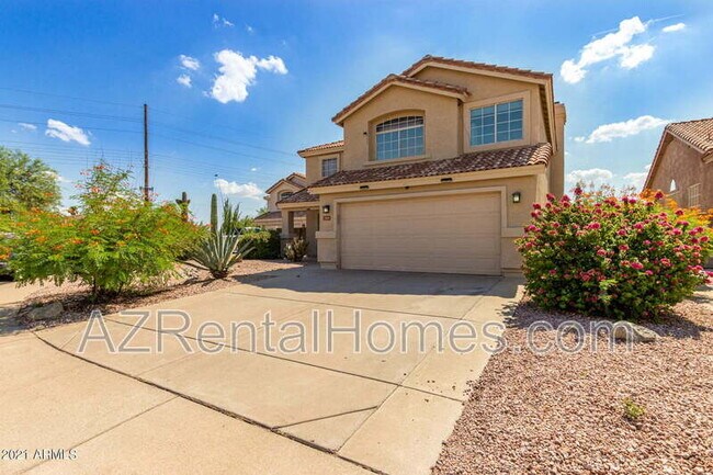 Building Photo - 3618 N Santiago Cir