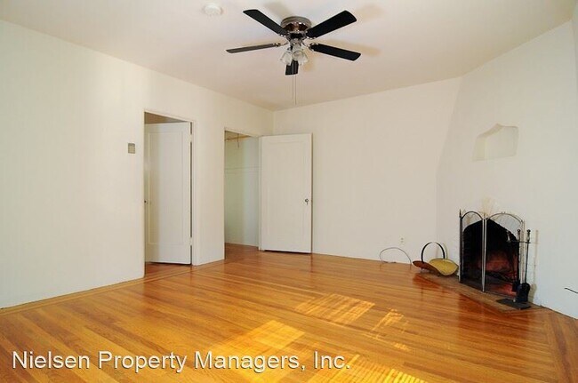 Building Photo - 2309 H St