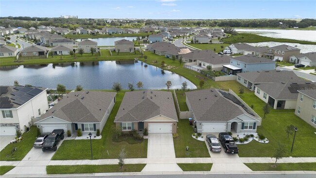 Foto del edificio - 652 Greymount St