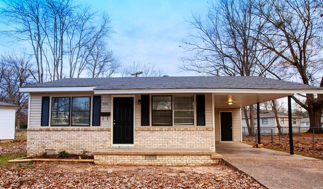 Building Photo - 920 Healy St