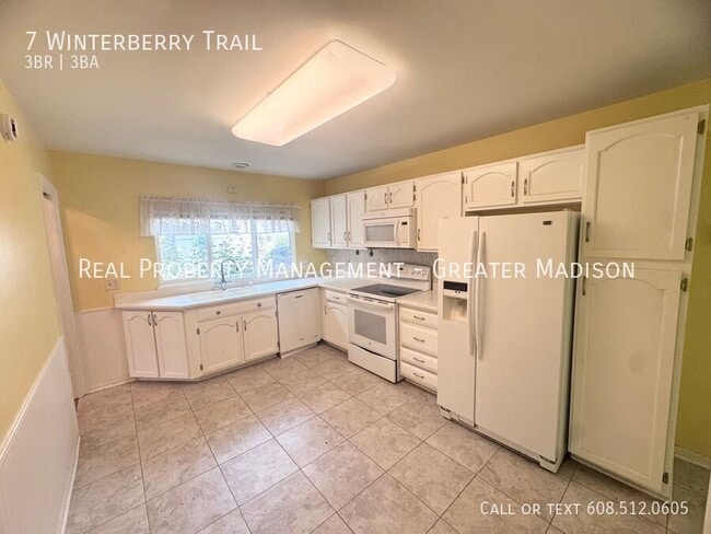 Building Photo - 7 Winterberry Trail
