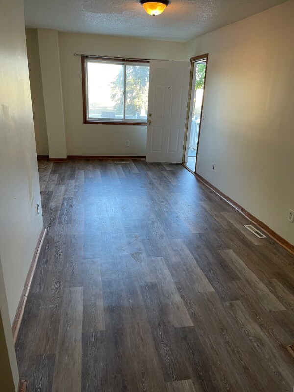Building Photo - 5624 S 28th Ave