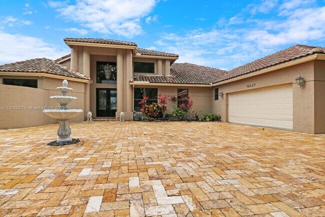 Foto del edificio - 10427 Stonebridge Blvd