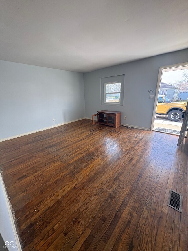 Foto del edificio - 803 Hurricane St