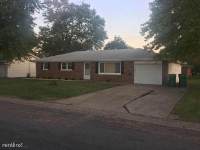 Building Photo - 3 br, 2 bath House - 300 Impala Drive