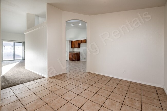 Building Photo - GORGEOUS 4 BEDROOM HOME