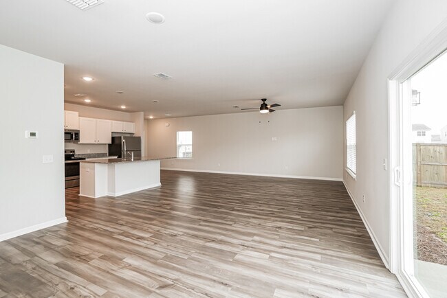 Foto del edificio - Spacious 4 Bedroom Home in Cane Bay