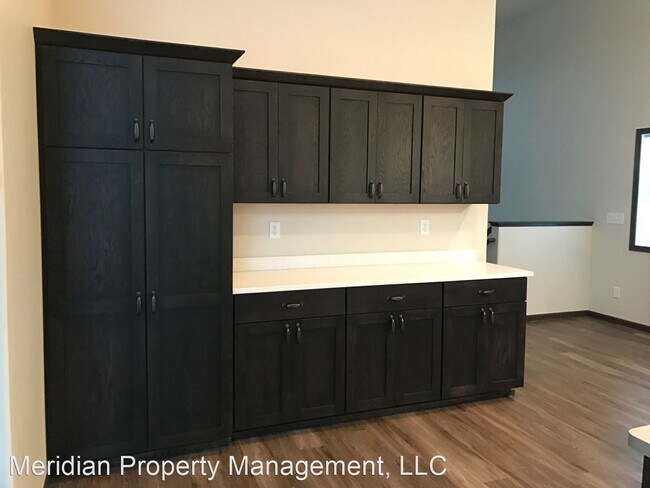 Foto del edificio - 3 br, 3 bath House - 1126 46th Ave S