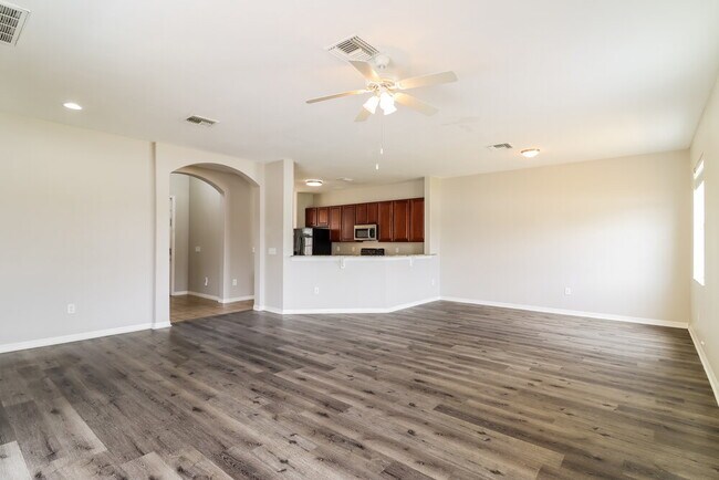 Building Photo - 1422 Kaffir Lily Ct