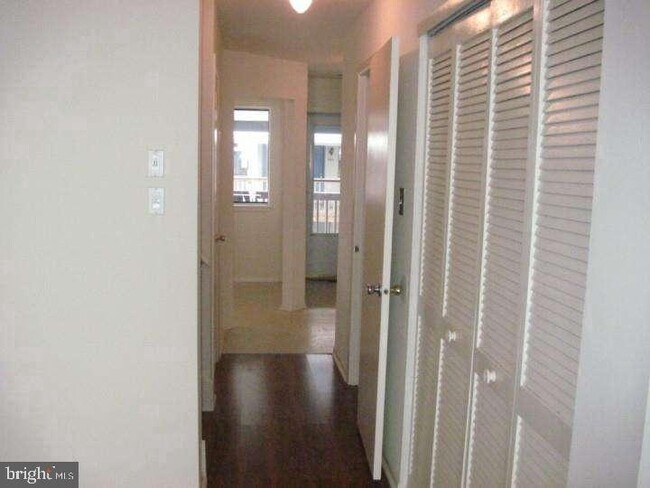 Foto del edificio - 205 Barclay Walk